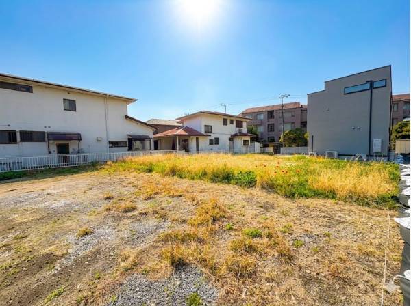 神奈川県三浦郡葉山町堀内の土地