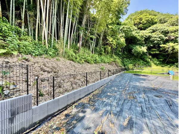 緑が映える、古都鎌倉の土地