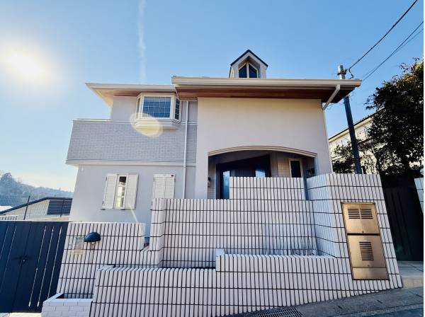 神奈川県鎌倉市梶原３丁目の中古戸建