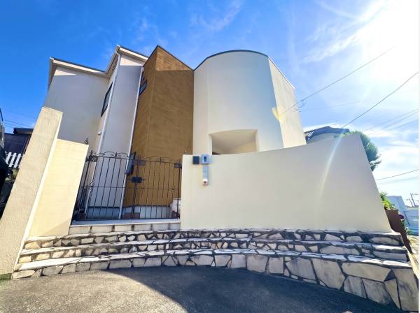神奈川県鎌倉市七里ガ浜東２丁目の中古戸建