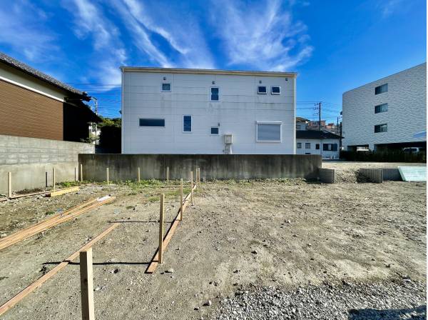 建築条件付き土地