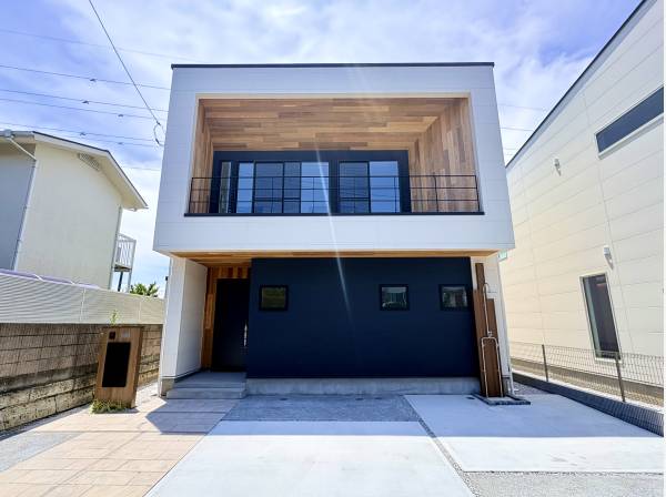 神奈川県藤沢市片瀬山１丁目の新築戸建