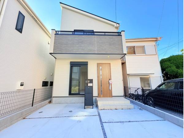 神奈川県逗子市山の根２丁目の新築戸建