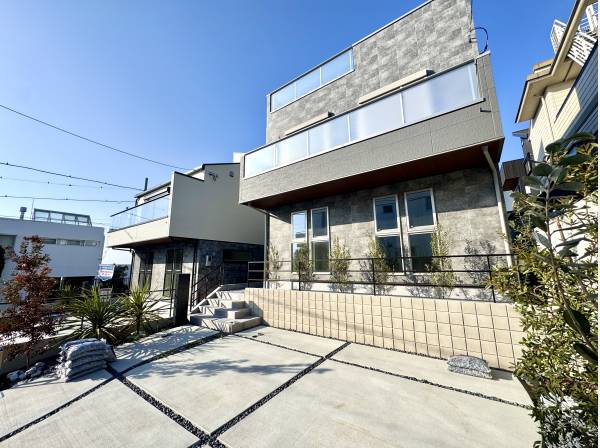 神奈川県藤沢市片瀬山１丁目の新築戸建