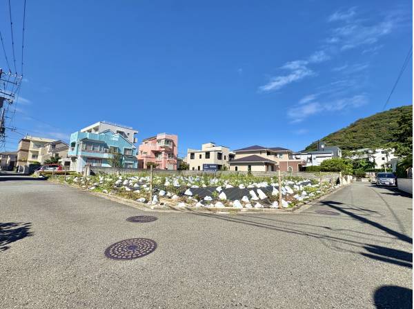 神奈川県三浦郡葉山町一色の土地