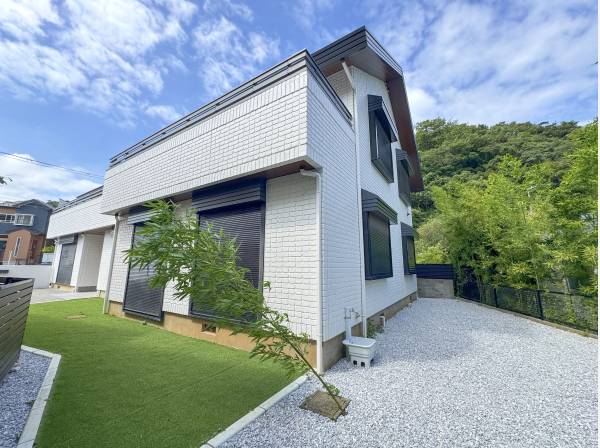 神奈川県三浦郡葉山町長柄の中古戸建