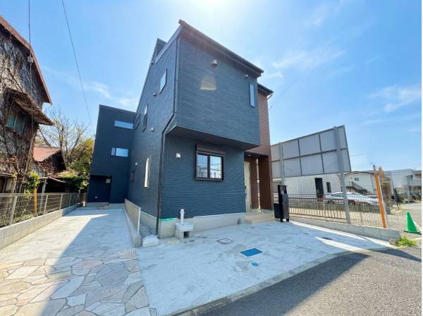 神奈川県藤沢市羽鳥４丁目の新築戸建