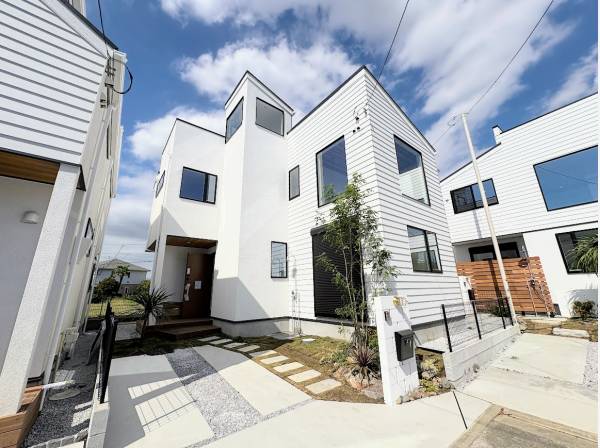 神奈川県藤沢市本鵠沼５丁目の新築戸建