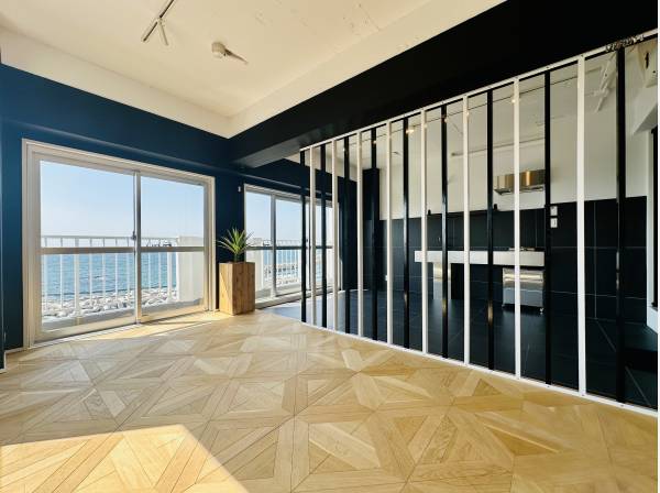 神奈川県横須賀市佐島３丁目のマンション
