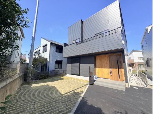 神奈川県三浦郡葉山町一色の新築戸建