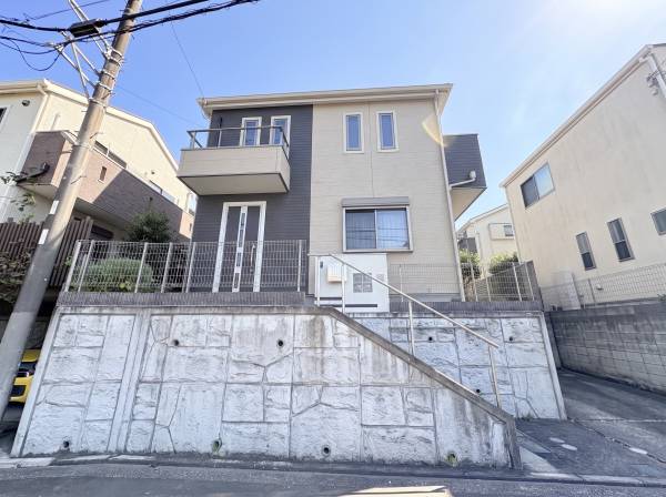 神奈川県三浦郡葉山町一色の中古戸建