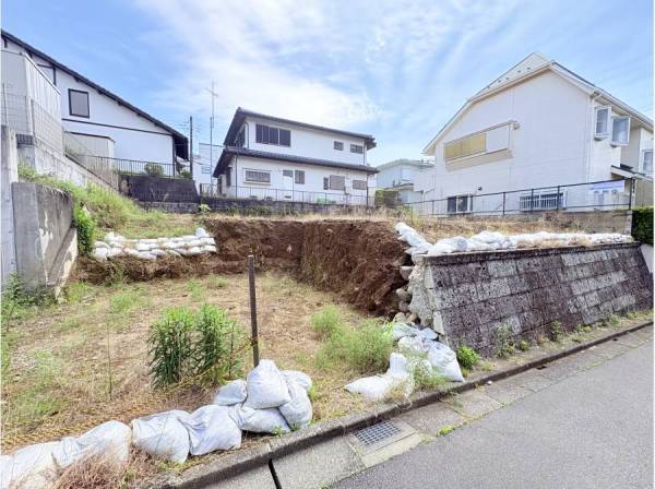 神奈川県鎌倉市寺分３丁目の土地