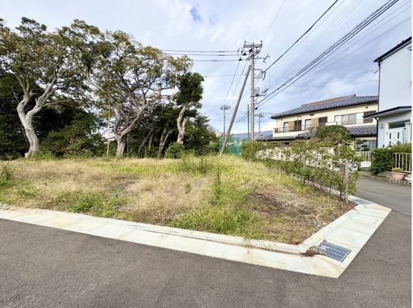 神奈川県藤沢市稲荷１丁目の土地