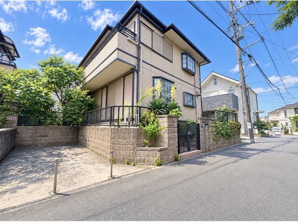 神奈川県藤沢市鵠沼松が岡１丁目の中古戸建