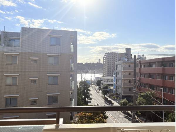 神奈川県藤沢市片瀬海岸１丁目のマンション