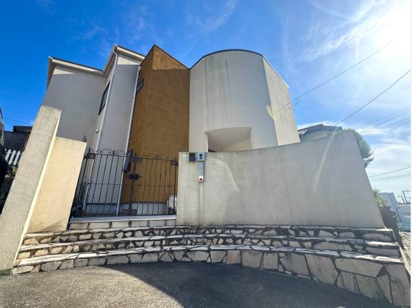 神奈川県鎌倉市七里ガ浜東２丁目の中古戸建