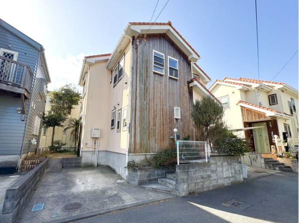 神奈川県藤沢市鵠沼海岸５丁目の中古戸建