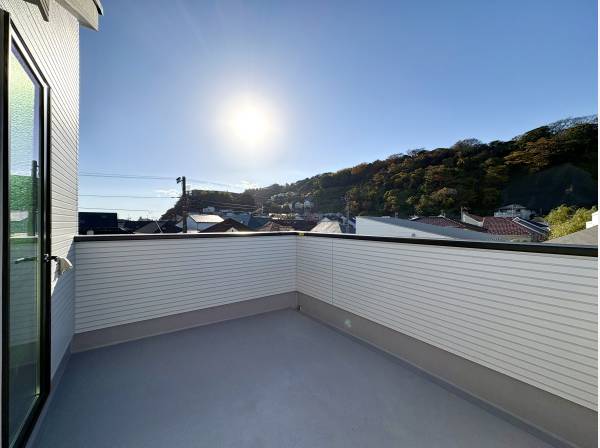 神奈川県逗子市新宿３丁目の新築戸建