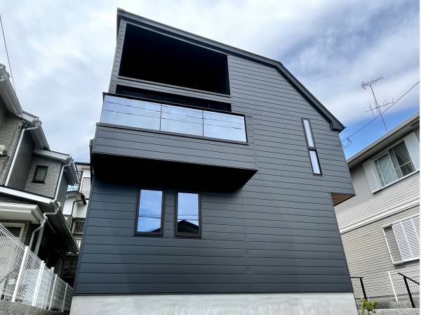 神奈川県藤沢市本藤沢３丁目の新築戸建