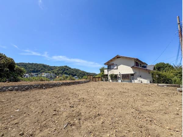 神奈川県三浦郡葉山町堀内の土地
