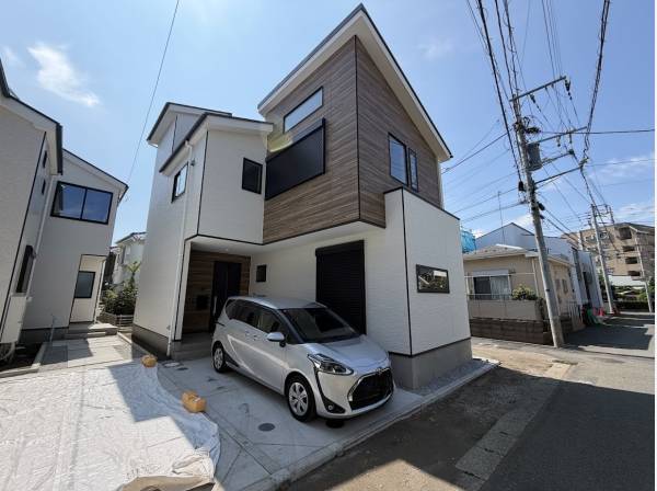 神奈川県茅ヶ崎市十間坂２丁目の新築戸建