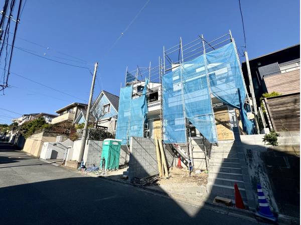 神奈川県三浦郡葉山町長柄の新築戸建