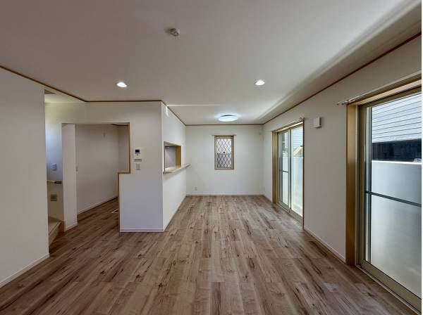 神奈川県三浦郡葉山町長柄 / 中古戸建 / 3,598万円【東宝ハウス