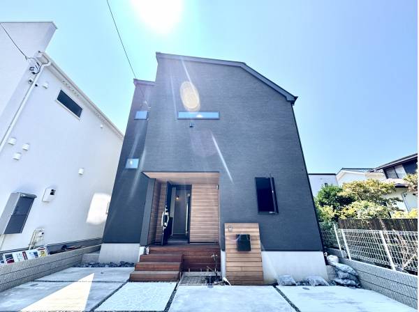 神奈川県藤沢市鵠沼海岸６丁目の新築戸建