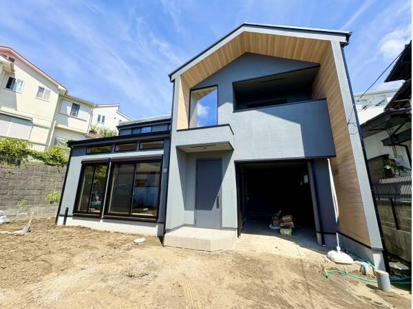 神奈川県藤沢市鵠沼桜が岡１丁目の新築戸建