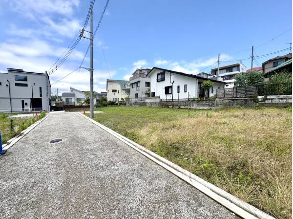 神奈川県三浦郡葉山町堀内の土地