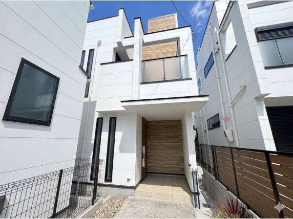 神奈川県茅ヶ崎市東海岸南３丁目の新築戸建