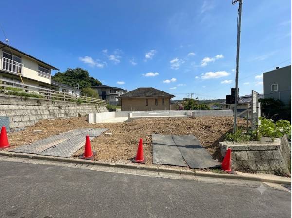 神奈川県三浦郡葉山町一色の新築戸建