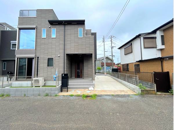 神奈川県平塚市入野の新築戸建