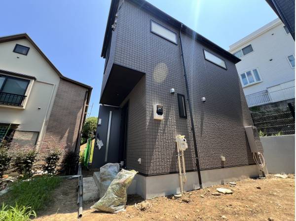 神奈川県鎌倉市腰越の新築戸建