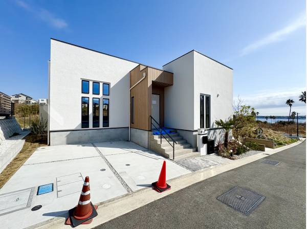 神奈川県横須賀市佐島の丘２丁目の新築戸建