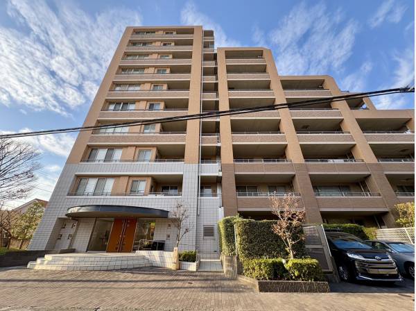 神奈川県鎌倉市台３丁目のマンション