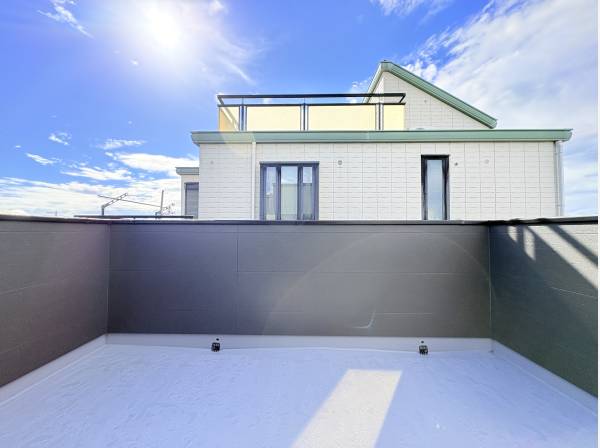 神奈川県茅ヶ崎市南湖５丁目の新築戸建