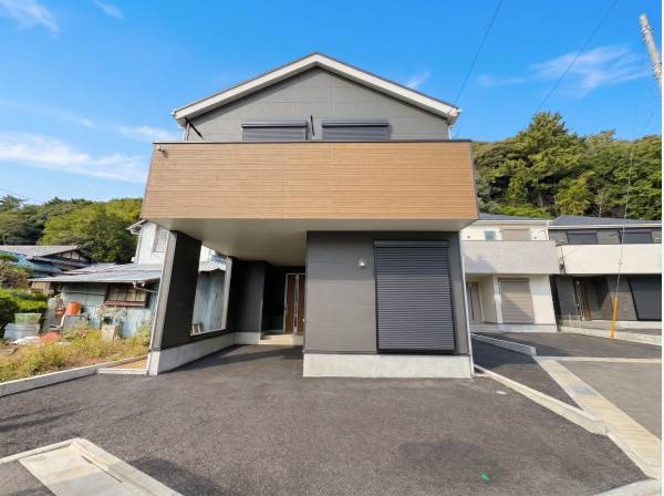 神奈川県藤沢市城南２丁目の新築戸建