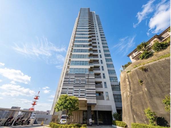 神奈川県横須賀市若松町３丁目のマンション