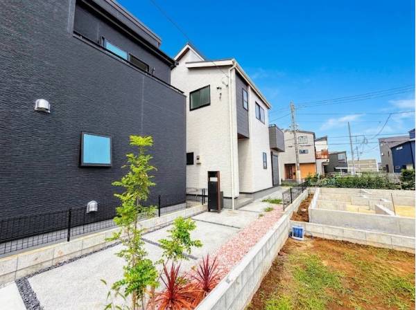 神奈川県茅ヶ崎市菱沼１丁目の新築戸建