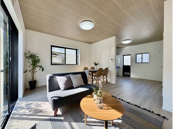 神奈川県三浦郡葉山町一色の中古戸建