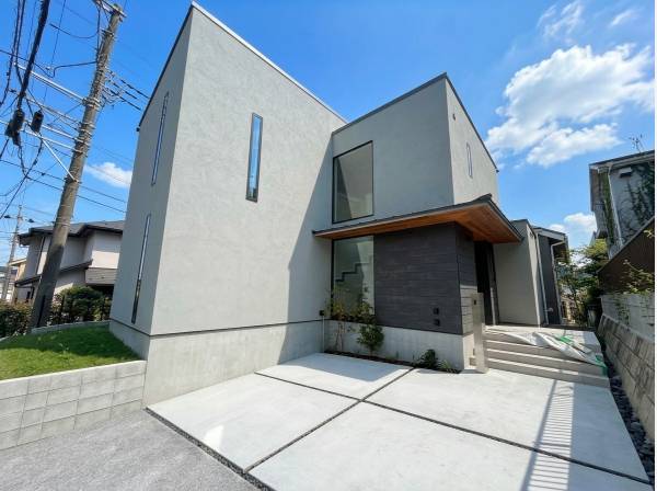 神奈川県三浦郡葉山町長柄の新築戸建