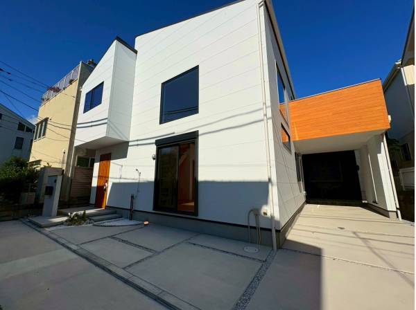 神奈川県逗子市新宿３丁目の新築戸建