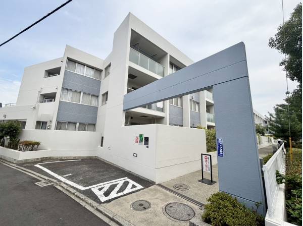 神奈川県茅ヶ崎市菱沼海岸のマンション