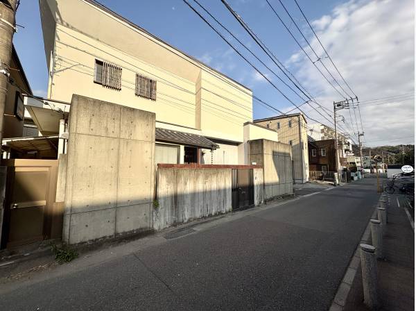 神奈川県逗子市新宿１丁目の土地