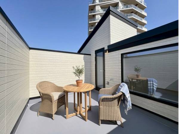 神奈川県藤沢市片瀬４丁目の新築戸建