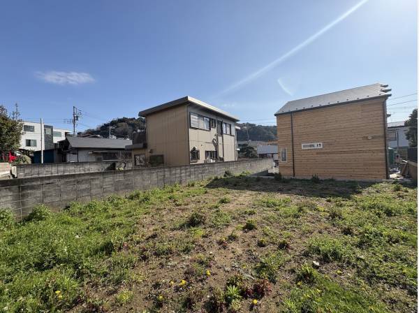 神奈川県三浦郡葉山町堀内の土地