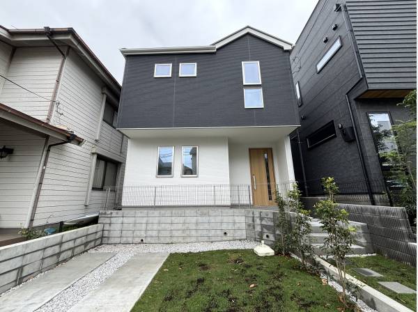 神奈川県三浦郡葉山町長柄の新築戸建