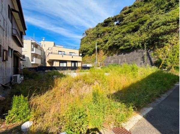 神奈川県三浦郡葉山町堀内の土地