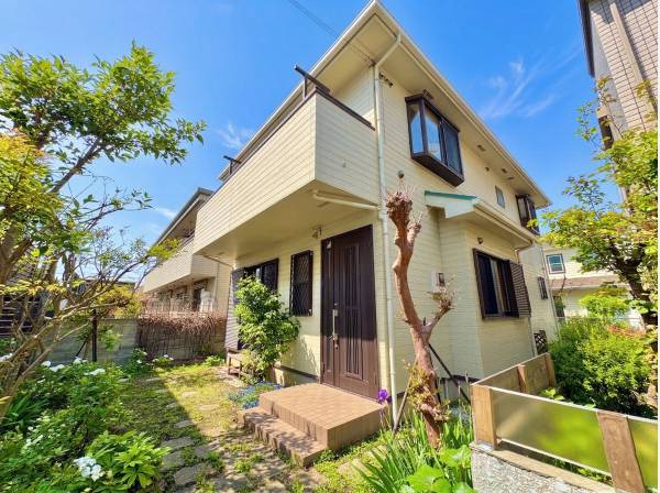 神奈川県藤沢市鵠沼海岸４丁目の中古戸建